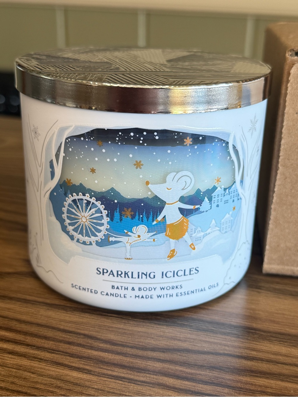 New Bath & Body Works 3-Wick Candle Sparkling Icicles Scent 14.5oz.